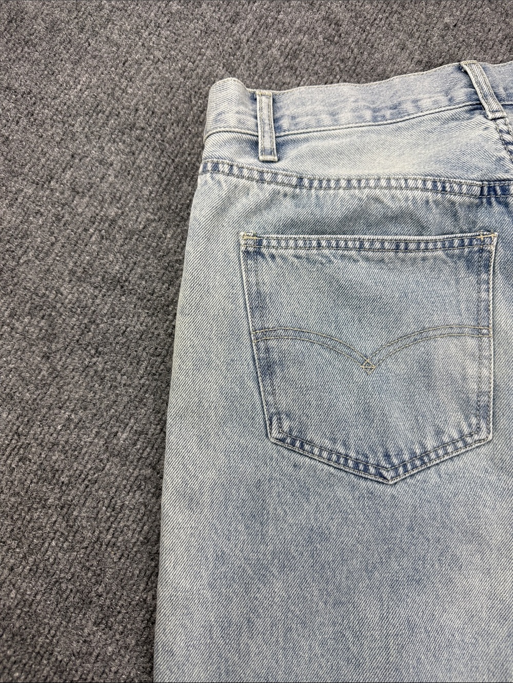 Japanese Levi's 501 Light Blue Jeans, Size 30x32 - Picture 10 of 14